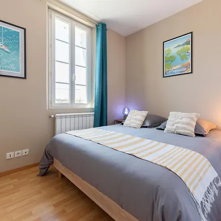Maison Cap Brun Jardin Parking Holiday home *