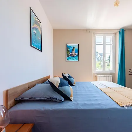 Holiday home Maison Cap Brun Jardin Parking